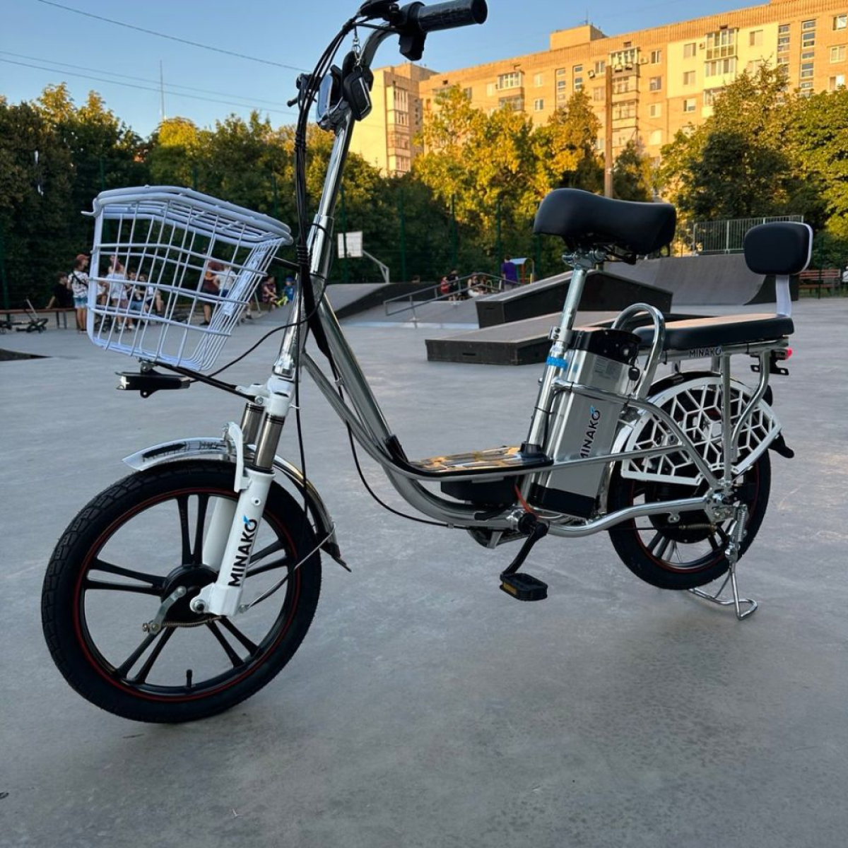 Електровелосипед MINAKO Minako V.12 ( 48V 15Ah 600W ), Фото - 1