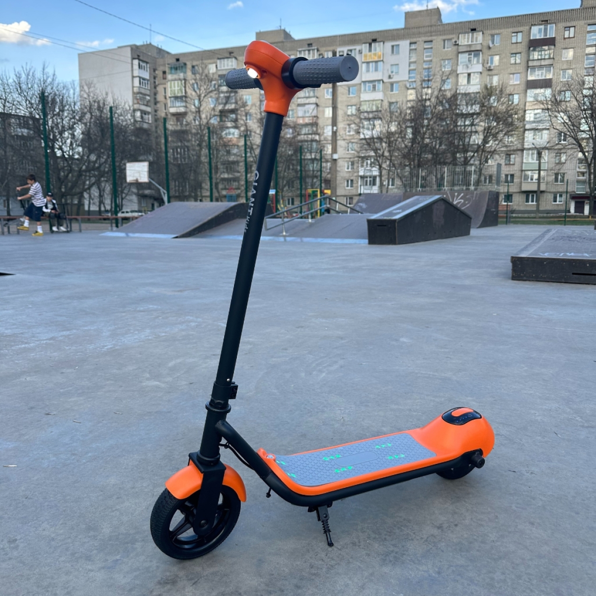 Дитячий електросамокат GIANT Kids ES1 Firefly Помаранчевий