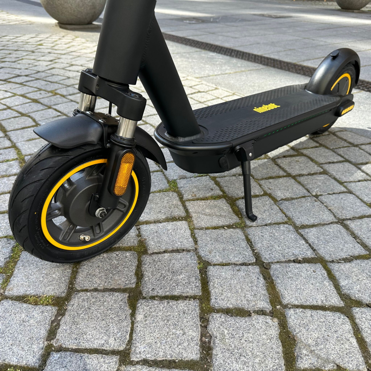 Электросамокат Ninebot by Segway MAX G30 Ultra с амортизаторами, Фото - 2
