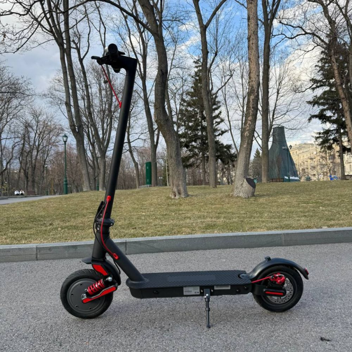 Электросамокат GIANT U9 Ultra S 500W 13Ah с передним амортизатором и усиленной рамой, Фото - 1