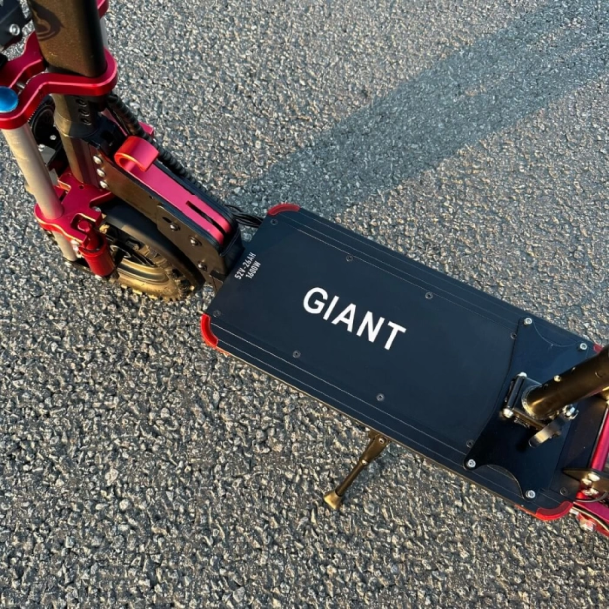 Електросамокат GIANT Outlander M11 (1600W 52V 26Ah), Фото - 3