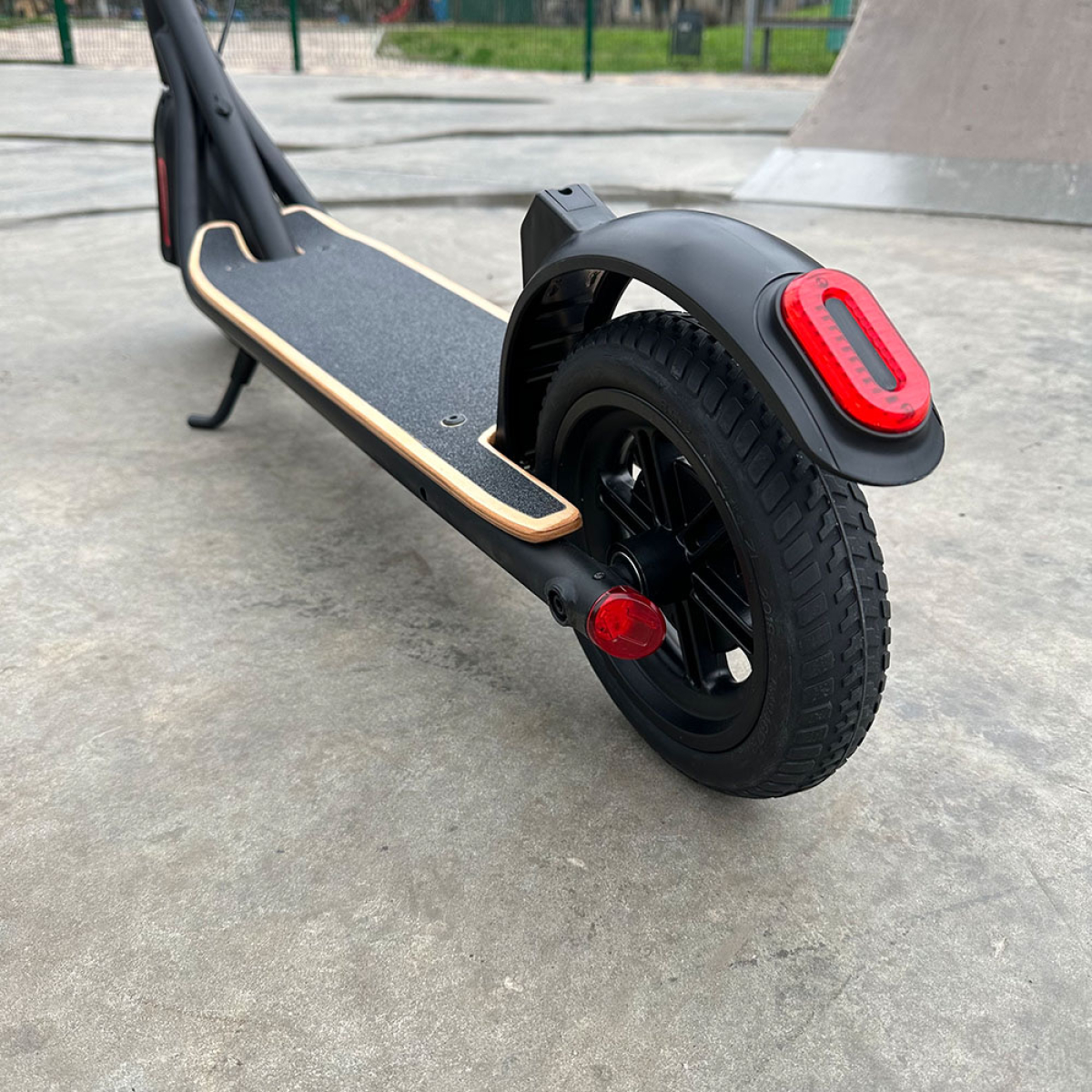 Электросамокат GIANT U9 PRO 500W 13Ah 9.25&quot; (2023) Black NEW (до 25 км/час), Фото - 1